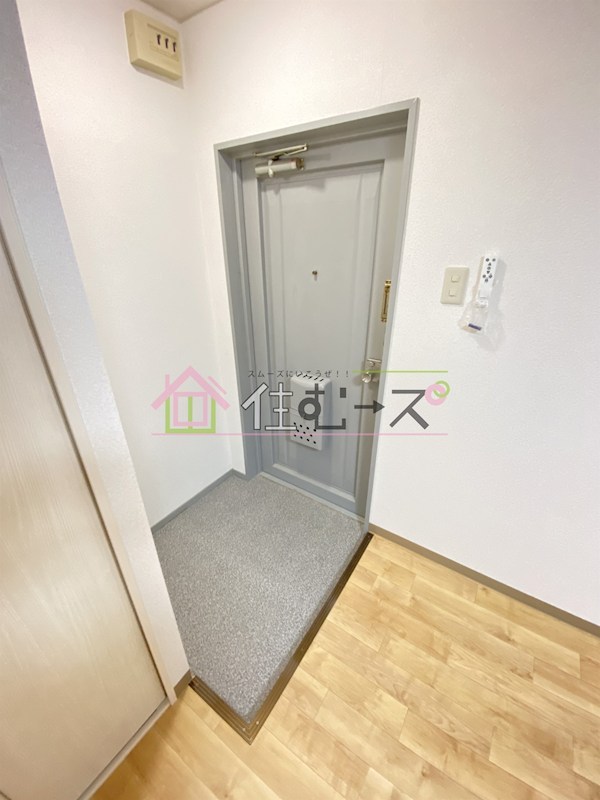 流町マンション 玄関