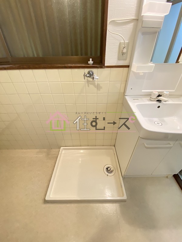 車庫付き　3F建て貸家 その他2