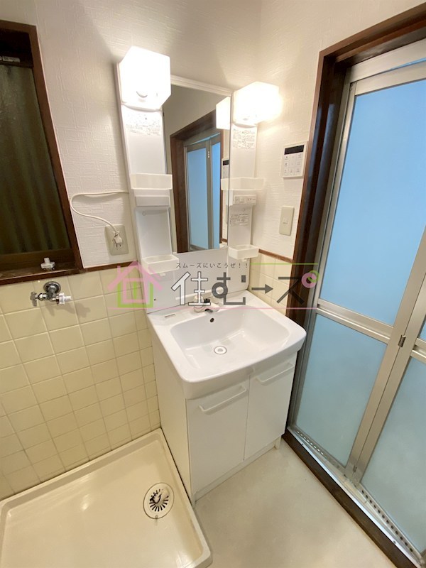 車庫付き　3F建て貸家 その他4