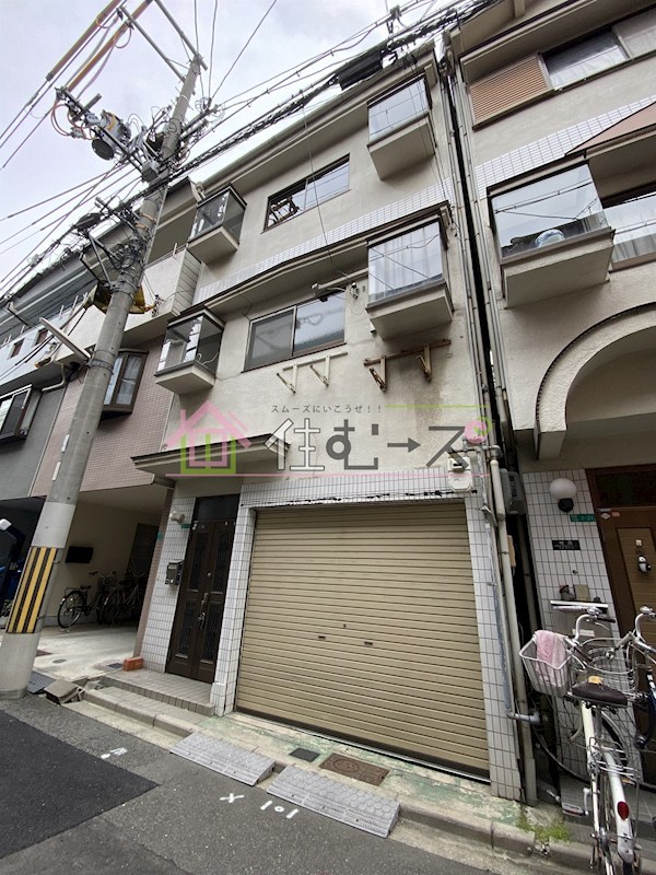 車庫付き　3F建て貸家 その他外観1