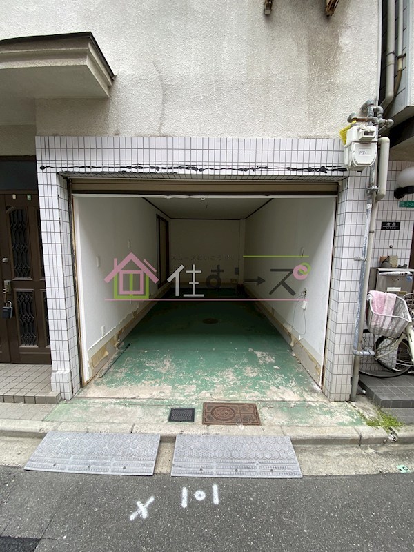 車庫付き　3F建て貸家 その他外観4