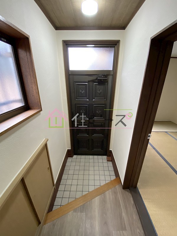 大阪市平野区平野東2-11-77貸家 玄関
