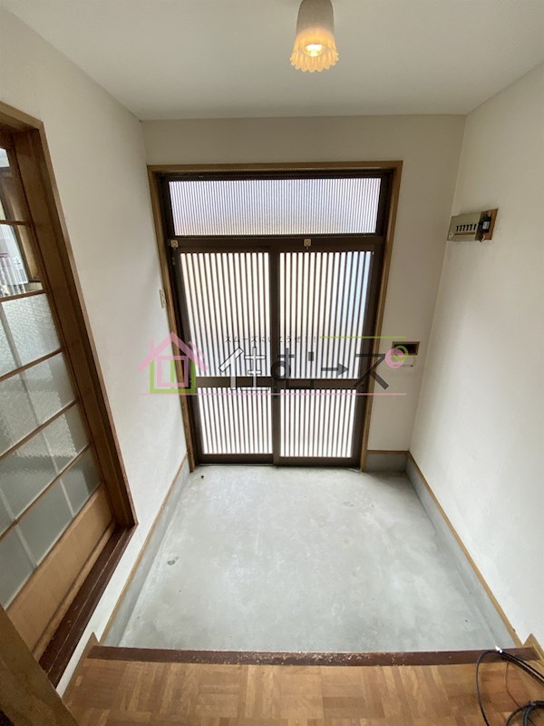 杭全８丁目貸家 玄関