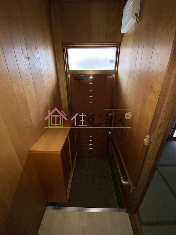 東住吉区湯里四丁目貸家 玄関