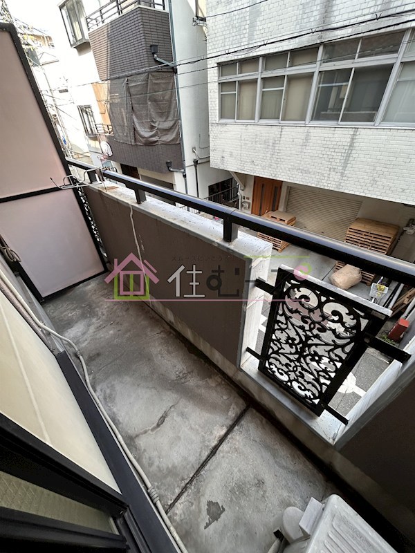 グラヴィール鶴和 ベランダ