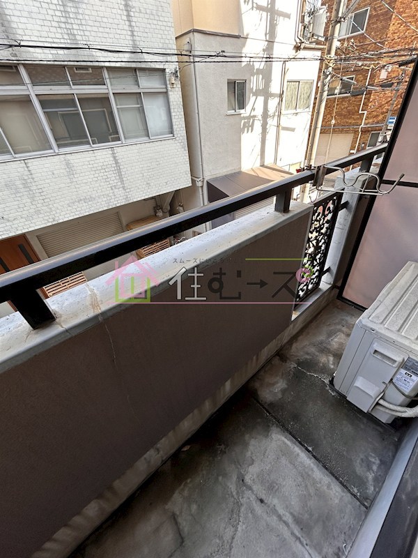 グラヴィール鶴和 ベランダ