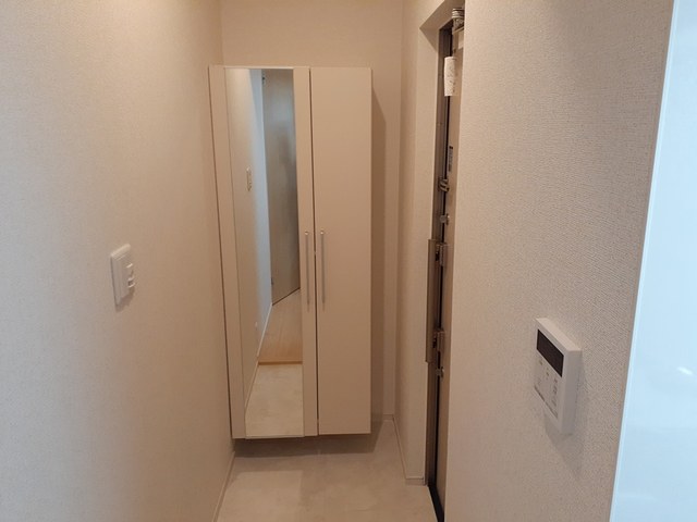 グランリヴェール上池田 玄関