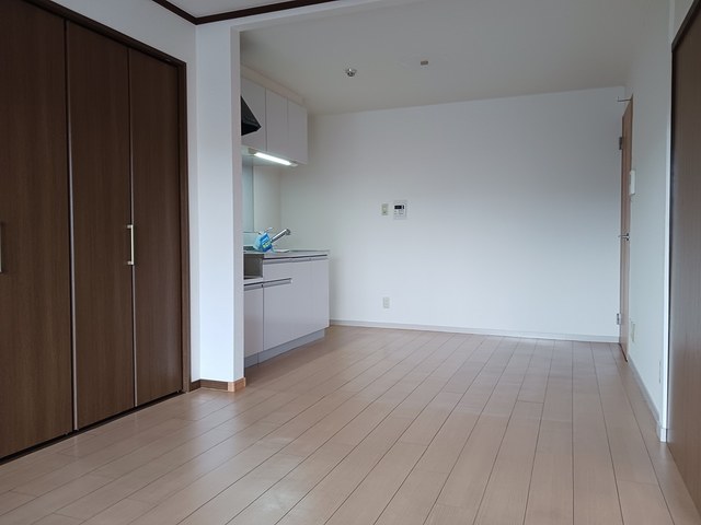 インペリアル中田 リビング