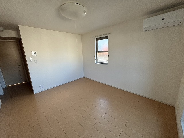 トレ　ミ　カーサ星の森 リビング