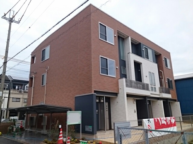 メゾン　ソレイユⅢ 外観