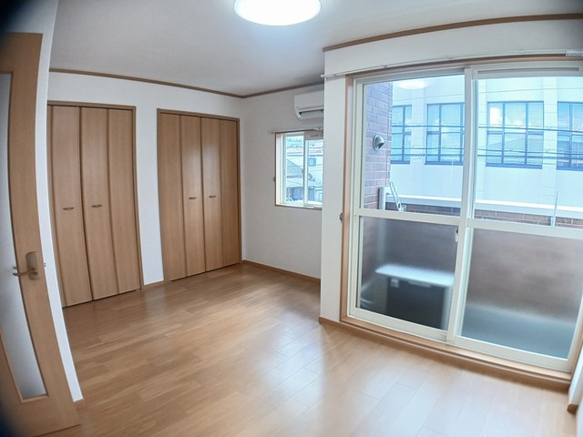 ブリック　メゾン　金剛 リビング