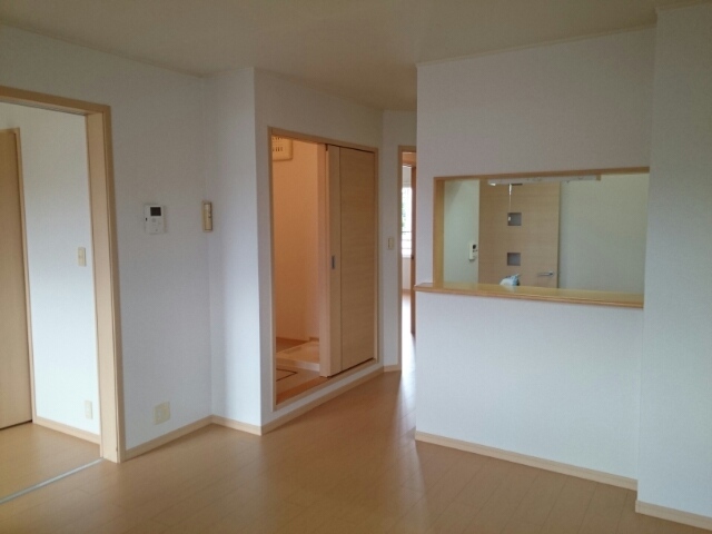 ネオ　プロヴィデンス リビング