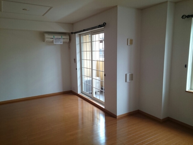 コンストライフＡブロック リビング