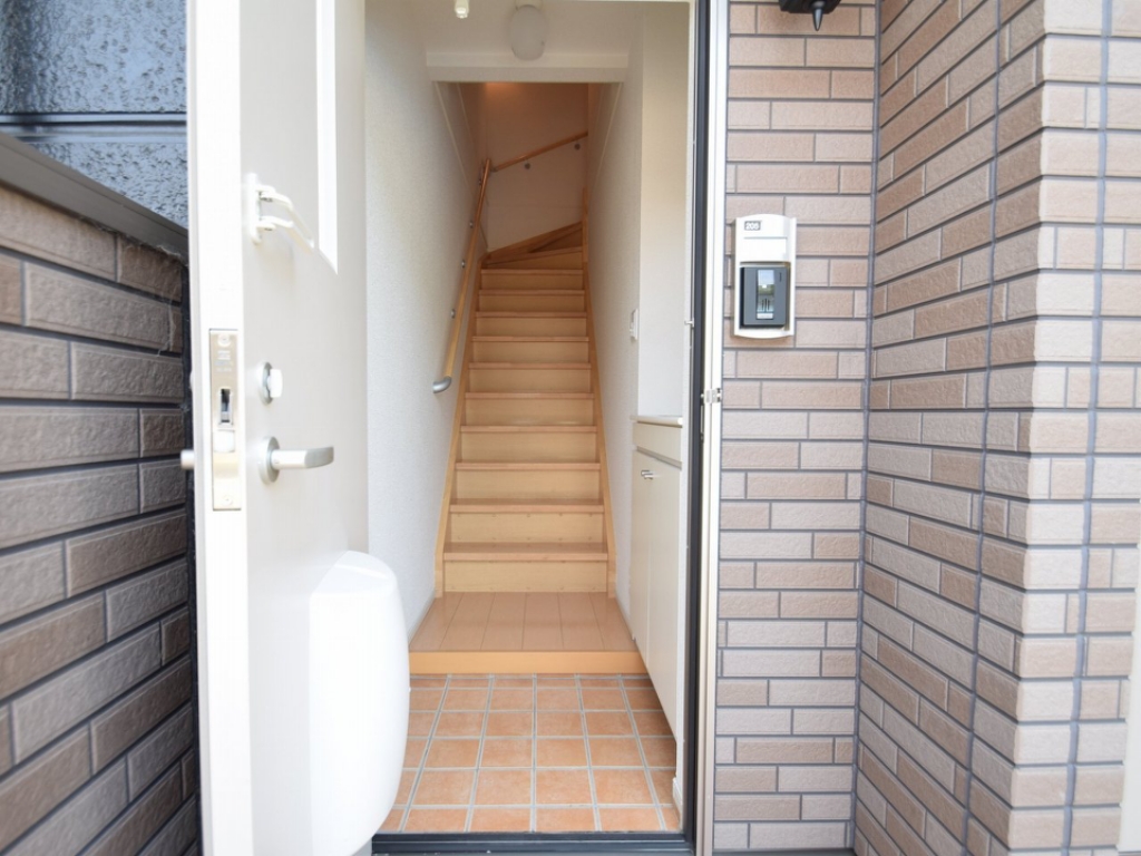 マーベラス撰花園 玄関