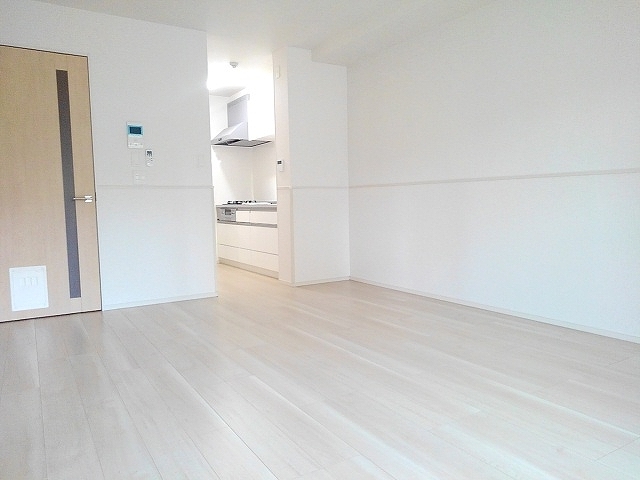 カーサ　サリーレ リビング