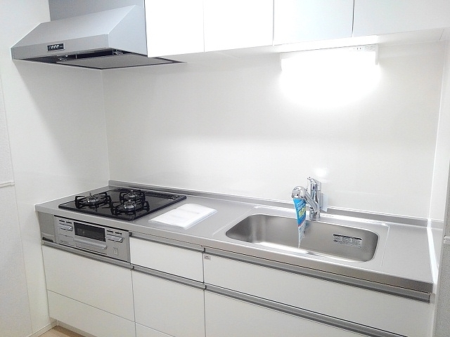 カーサ　サリーレ キッチン