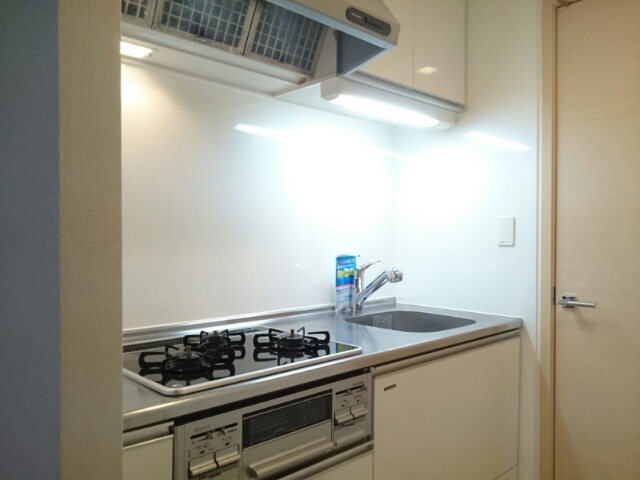 メゾン中田出井 キッチン