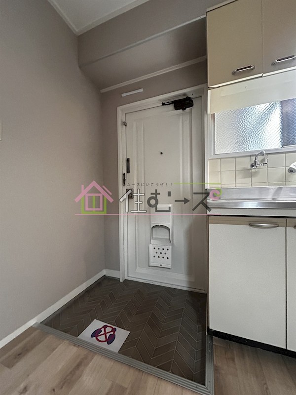 リアライズ上新庄豊新 玄関