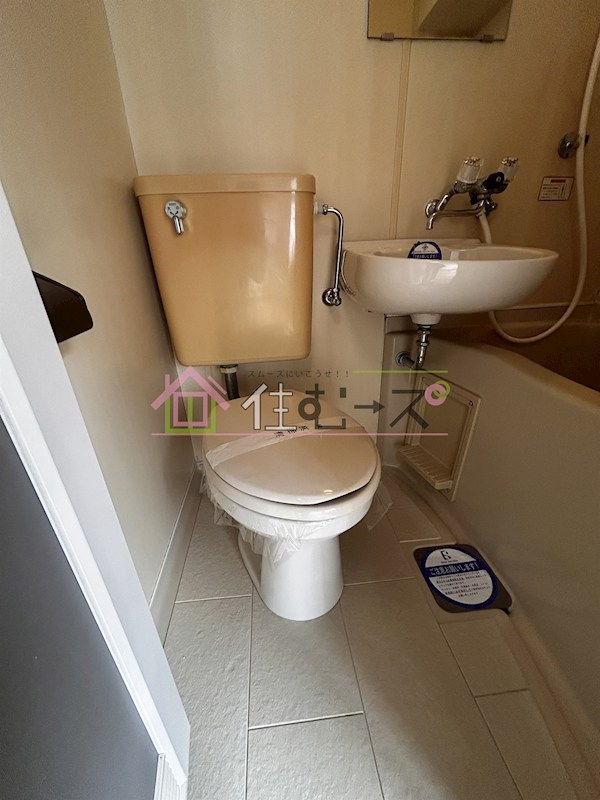 カムネス経大前 ベランダ