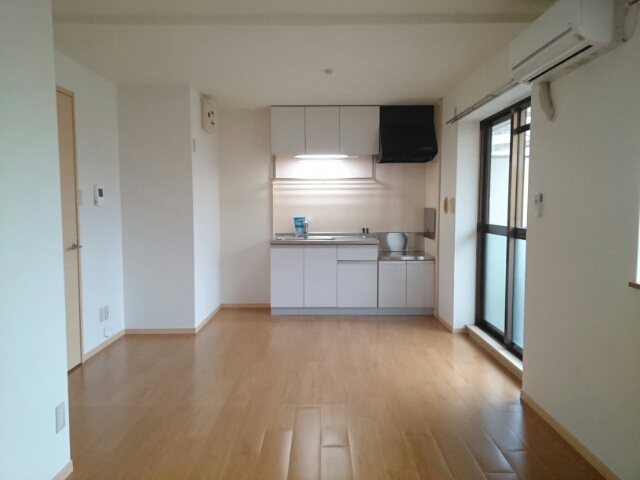 ハートベイルＢ リビング