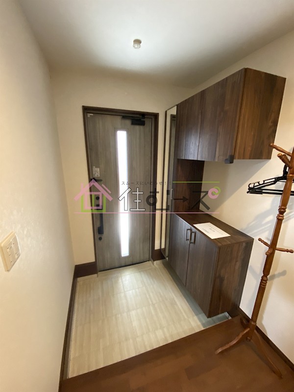 北津守戸建 玄関