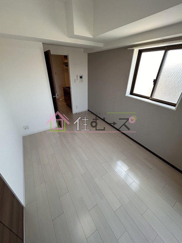 サムティ大阪CITY WEST リビング