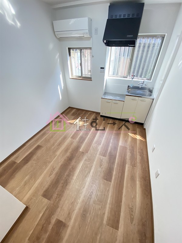 川辺ビル ベッドルーム