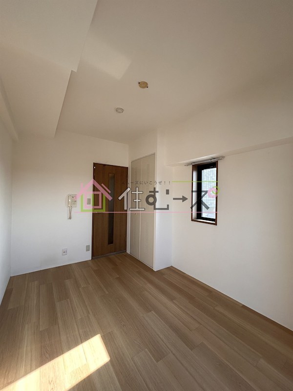 エスリード塚本第2 リビング