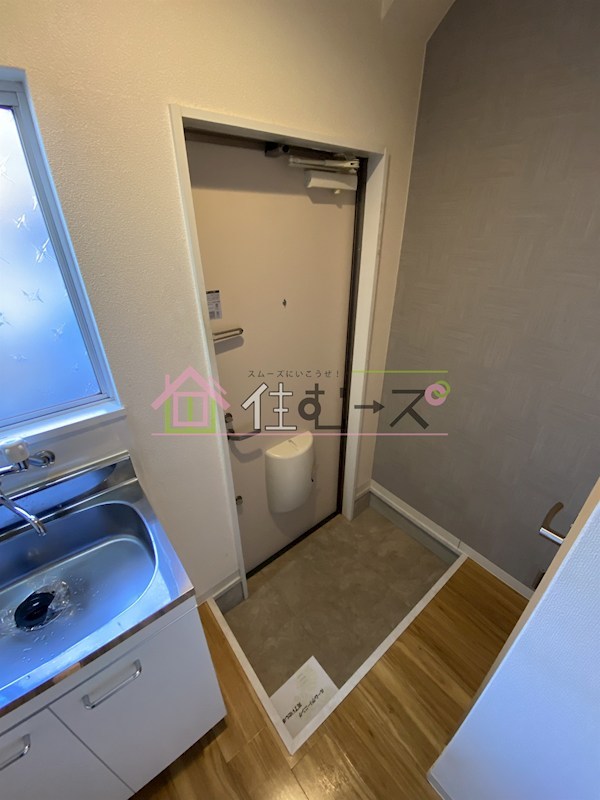 千本中ハイツ 玄関