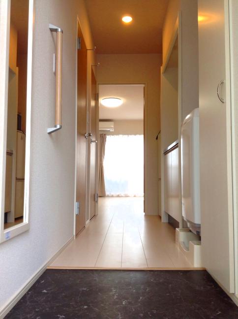 クレイノのぞみ野 玄関