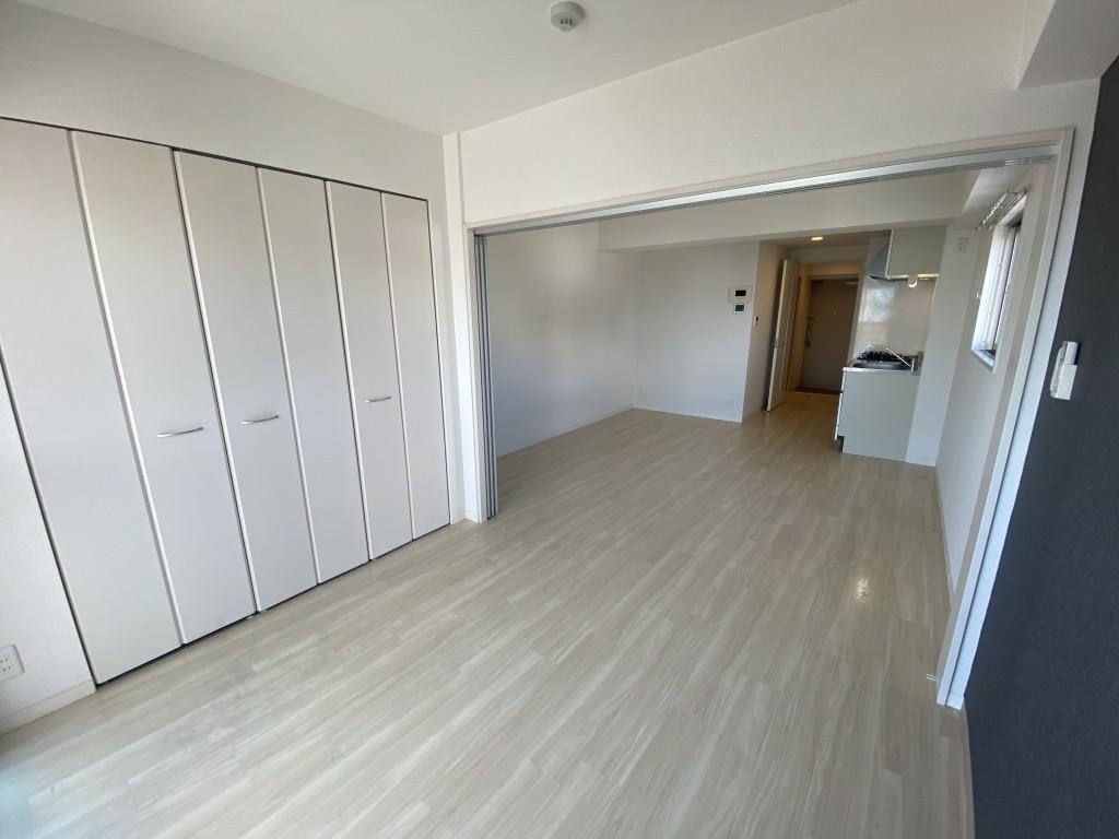 LaCASA江坂 ベッドルーム