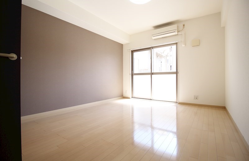 グランドゥール敷津 ベッドルーム