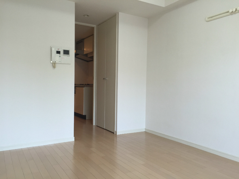 セイワパレス大阪城北 リビング