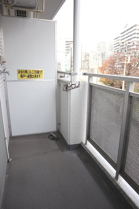 シャトー辰巳 ベランダ