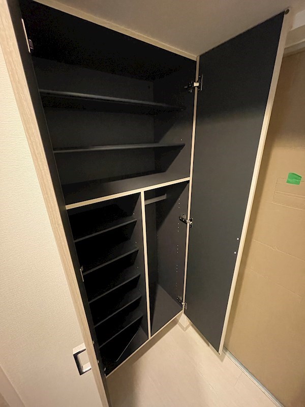 ディアコートオリヴィエ 玄関