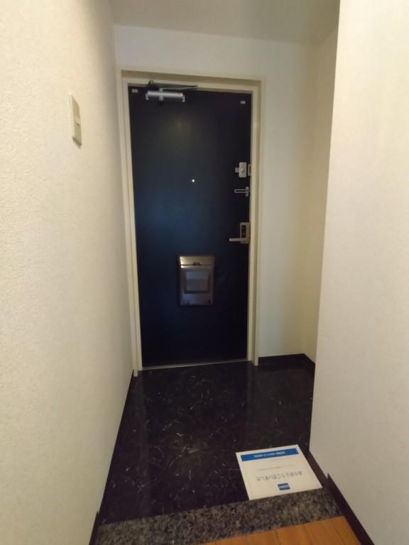 ネストクレール 玄関