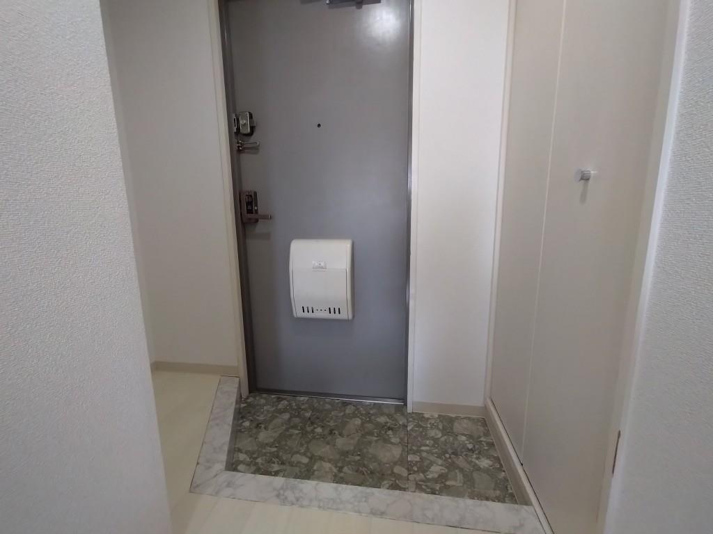 ブライティミル 玄関