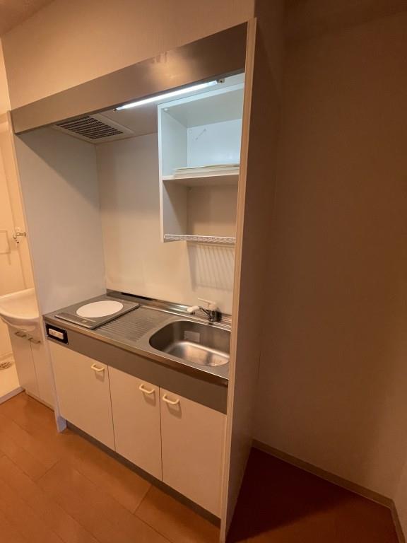 ブリリアントコート心斎橋イースト キッチン