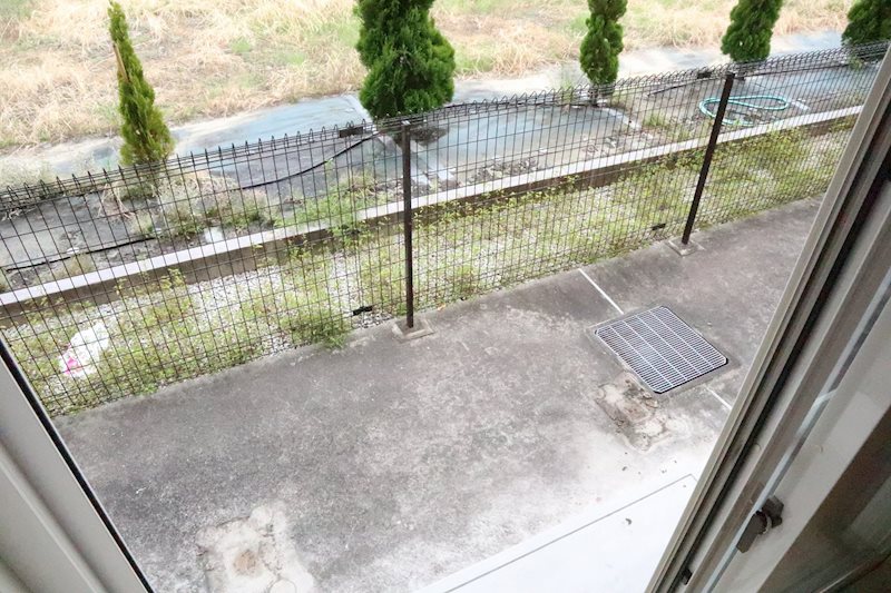 ミリオン志紀 ベランダ