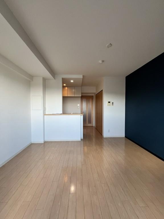 サクシード胤 リビング