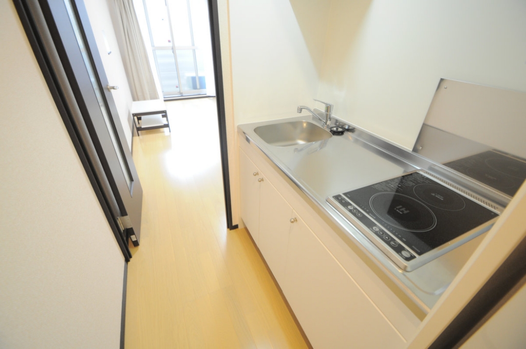 クレイノＨＩＫＡＲＩ キッチン