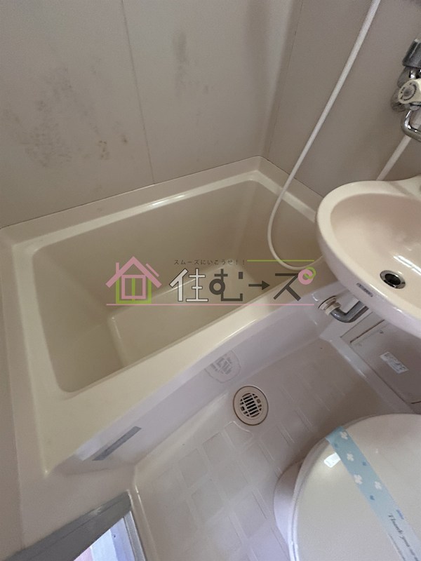 ルーブル 風呂画像