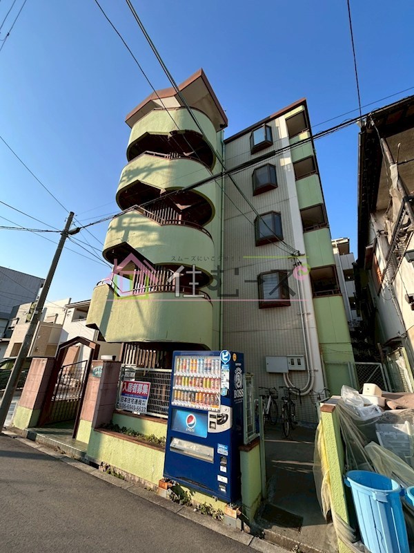 パルミエールおりおの公園 外観