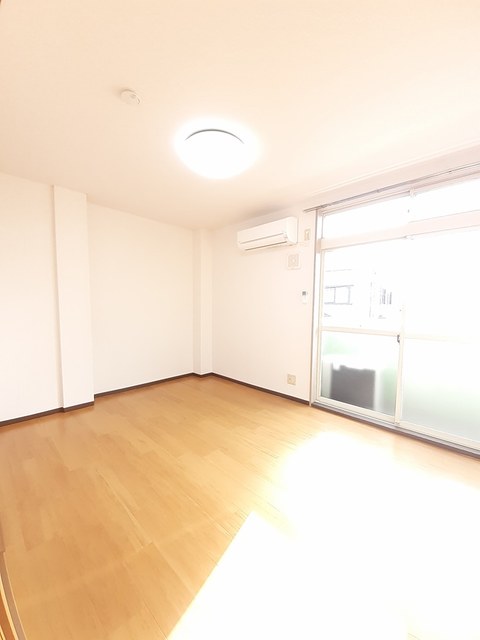 フォレストグリ－ン リビング