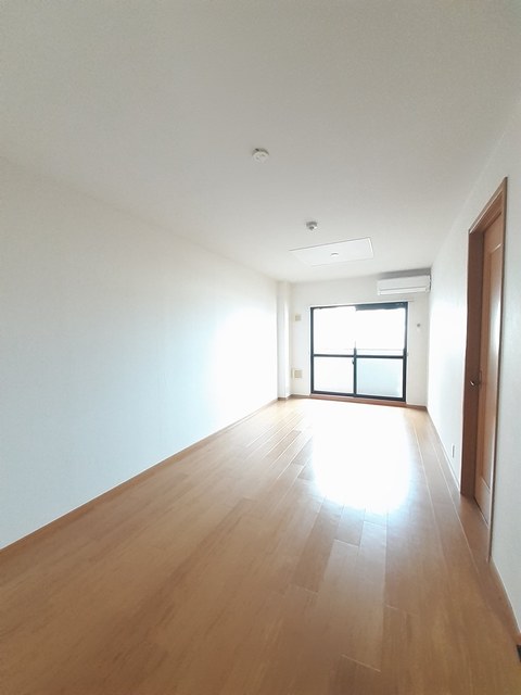 ロイヤルシティー泉南 リビング