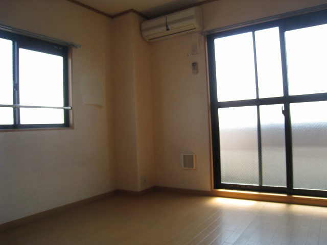 カーサ・フィオーレⅠ リビング