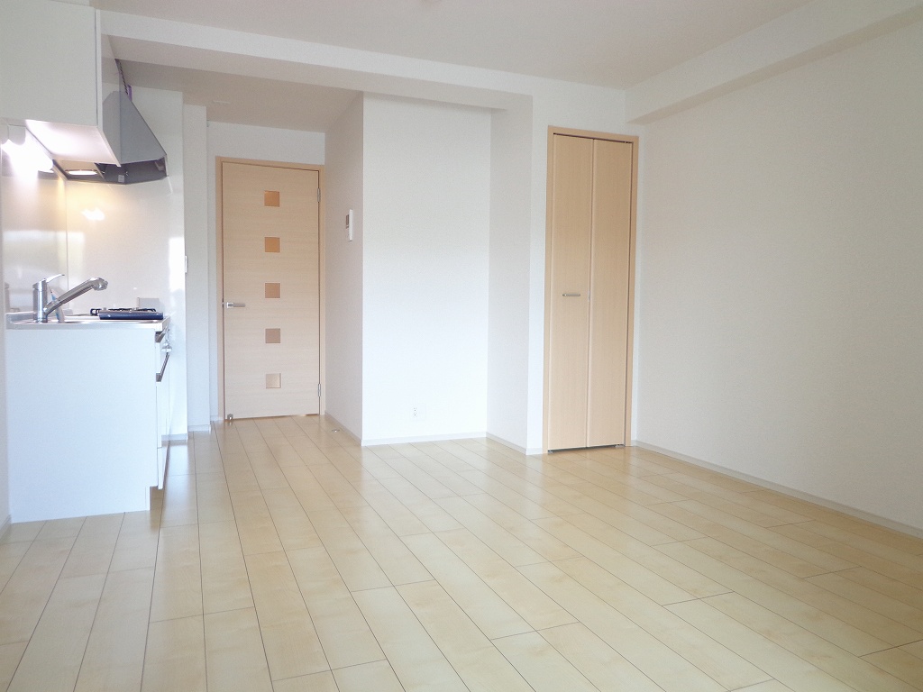 サンプラザ　茨木 リビング