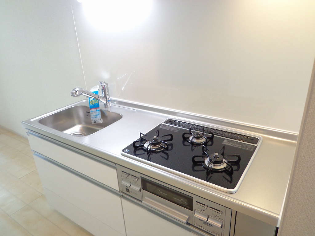 サンプラザ　茨木 キッチン