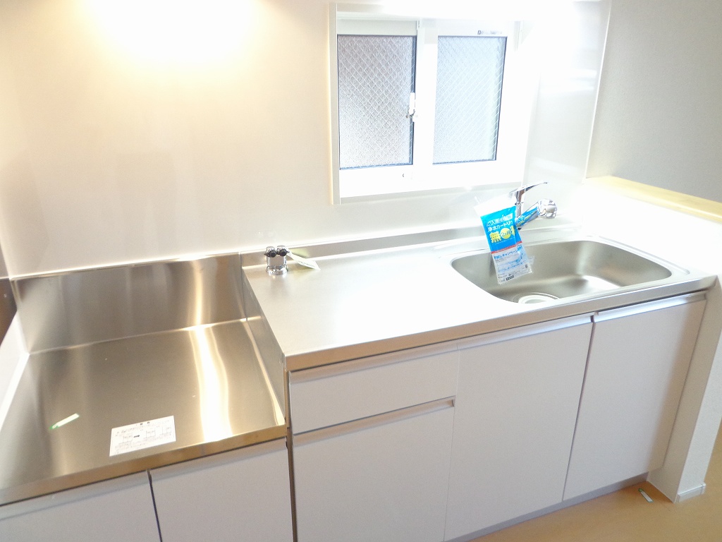 メープルコート上野　Ⅰ キッチン