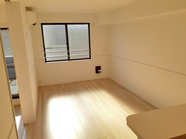 アヴニール リビング